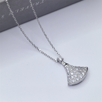 Колие от сребро 925 с диамантено паве, фан‑образен дизайн, стил лек лукс