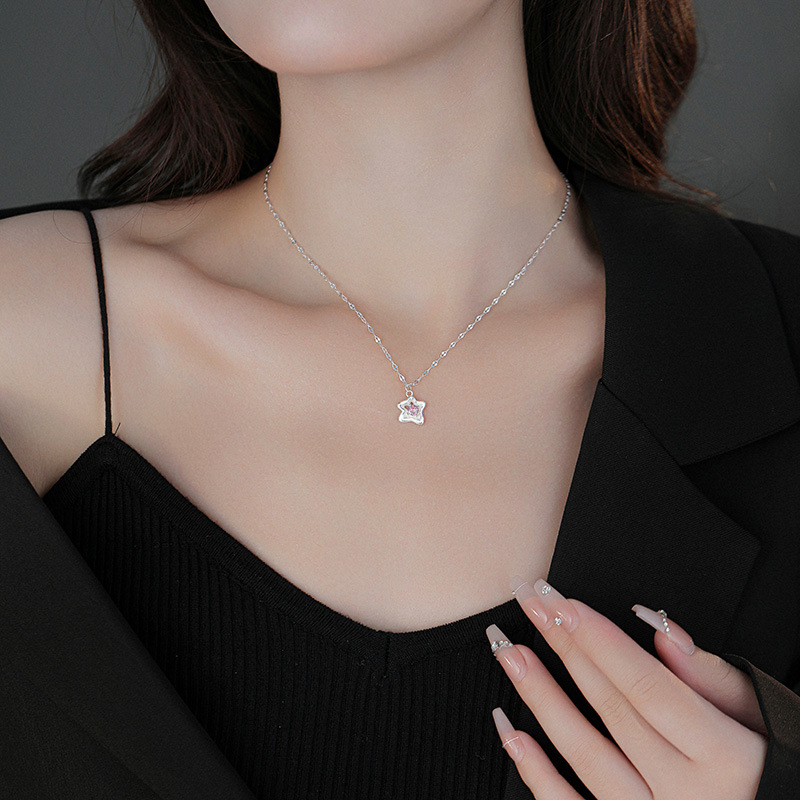 Ogrlica od srebra 925 s geometrijskim dizajnom i privjeskom u obliku morske zvijezde, lip chain dizajn, elektroplatirani završni sloj, težina oko 1,88 g, korejski stil