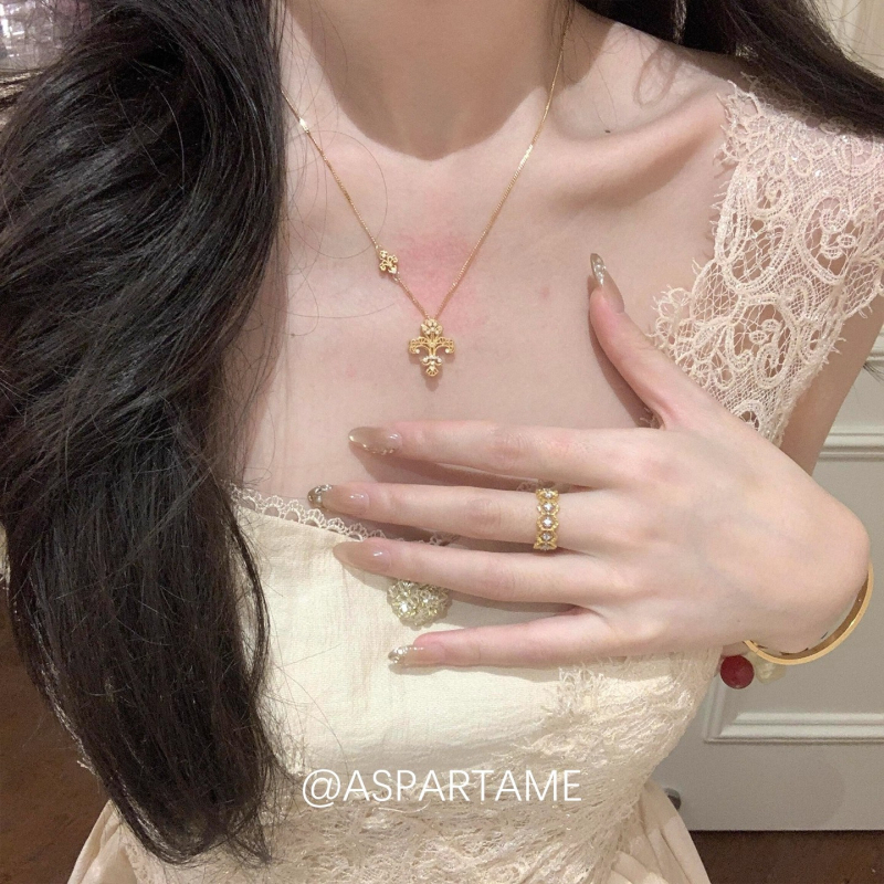 Iris nyaklánc: réz, oldalsó lánccal, elektroplatinálás, 2025 ősz kiadás, könnyed luxus stílus