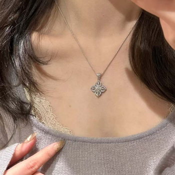 Réz nyaklánc cirkóniás rombusz medállal, Chopard lánccal, 4,9 g