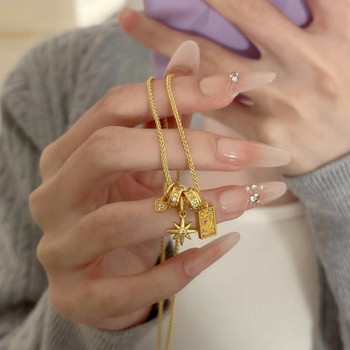 Rézből készült szív alakú medálos nyaklánc szabályos lánccal, 2025 nyár