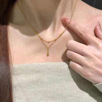 Rézből készült nyaklánc csepp alakú medállal, golyós lánccal, elektroplattolt, vintage dizájn