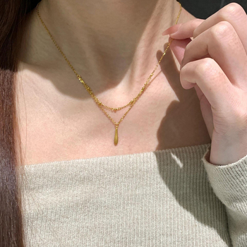 Rézből készült nyaklánc csepp alakú medállal, golyós lánccal, elektroplattolt, vintage dizájn