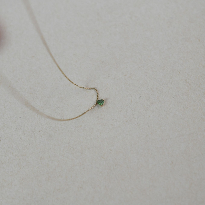 Mini trokutasti privjesak za lanac, srebro 925, 18k pozlata, cirkon kamen