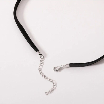 Geometriai ötvözet medálos nyaklánc, szabályos lánccal, minimalist stílus