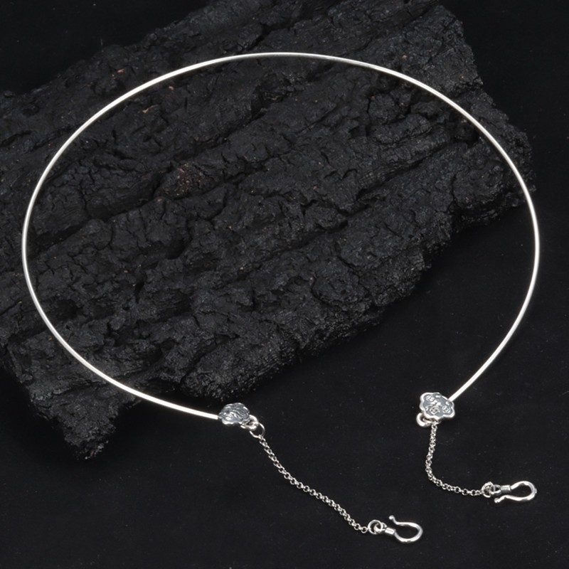 Vaskest U-kujuline kaelakee kiudpendliga, etnilise stiiliga