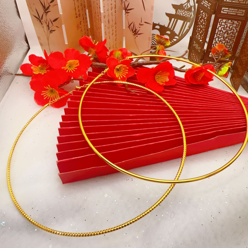 Bakrena ogrlica s koncentriranim lotosovim zatvaračem i privjeskom, porijeklo Shanwei, ljeto 2023, lagani luksuz stil