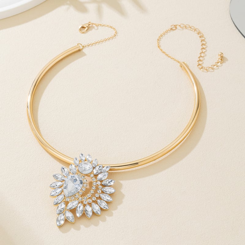 Fém nyaklánc • cink ötvözet • személyes stílus • 34 g • őszi 2024 bemutató