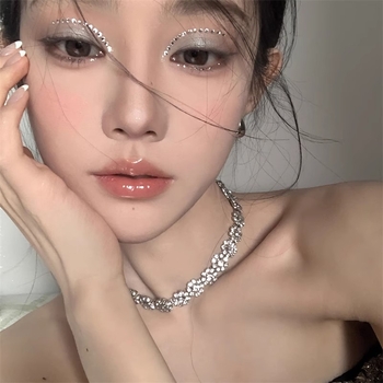 Geometriai ötvözet nyaklánc elektroplatírozott bevonattal, uniszex, szabályos lánc, medál ötvözetből, 2024 tavasz Koreai stílus