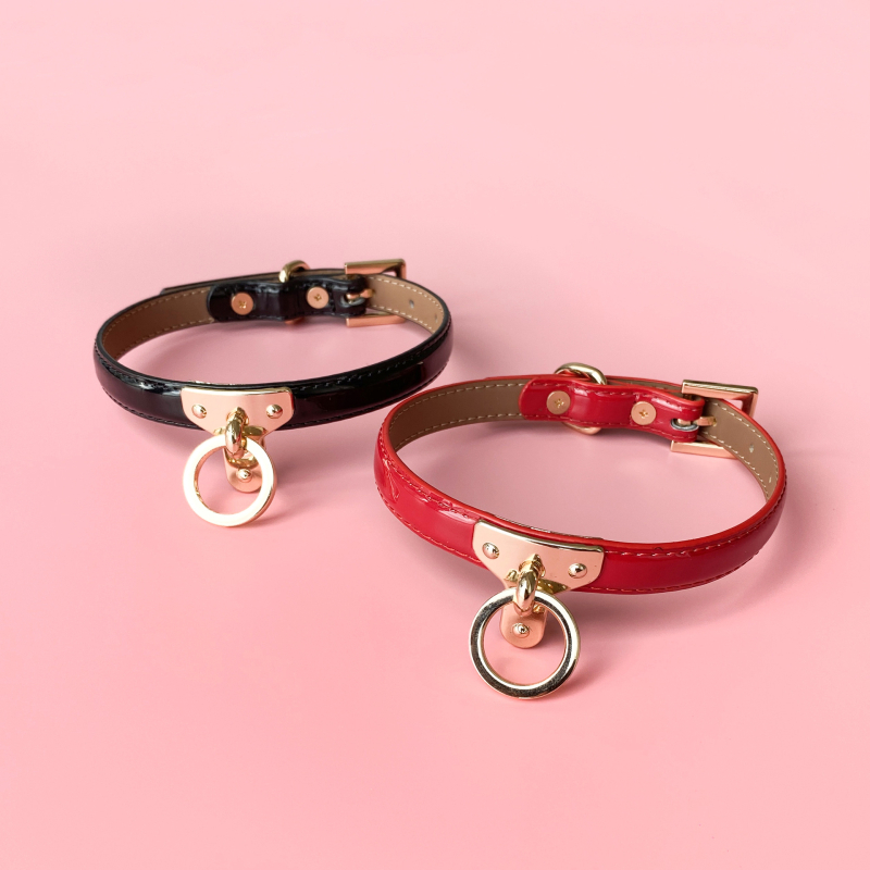 Кучешка яка със странична верига, обков от цинкова сплав, U-образна форма, тегло 150 g, унисекс