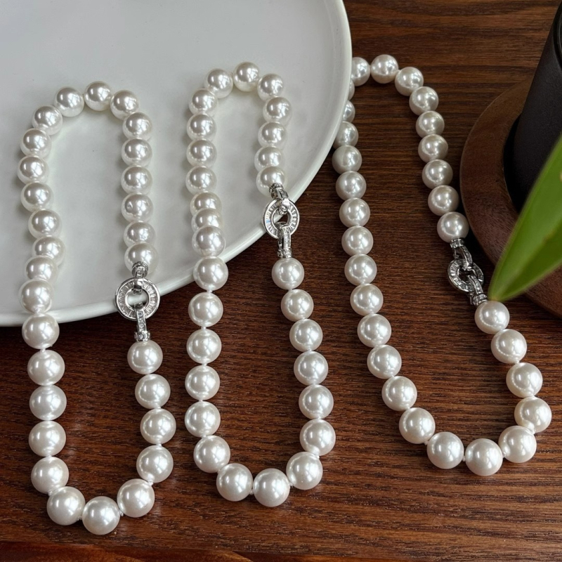 Kagylógyöngyökből készült nyaklánc, imitált gyöngyökkel, eredeti dizájn, Seiko feldolgozás, 2024 tavasz