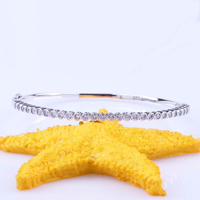 Brățară din cupru, design exotic unisex, finisaj oxidat, zirconiu încrustat, formă ovală