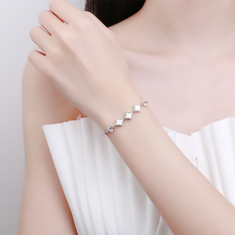 Brățară din cupru cu design trifoi cu patru foi, acoperire electroplată, brand New Honghui, model HB129