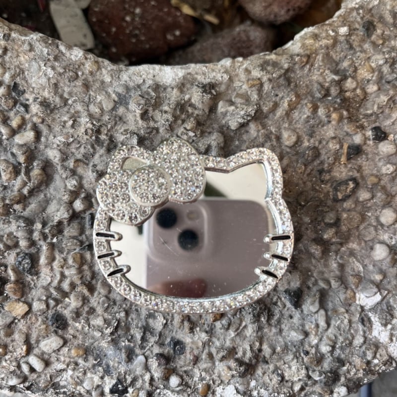 Mágneses állvány mobiltelefonhoz — fém kivitel, egyszerű stílus, márka Neutral