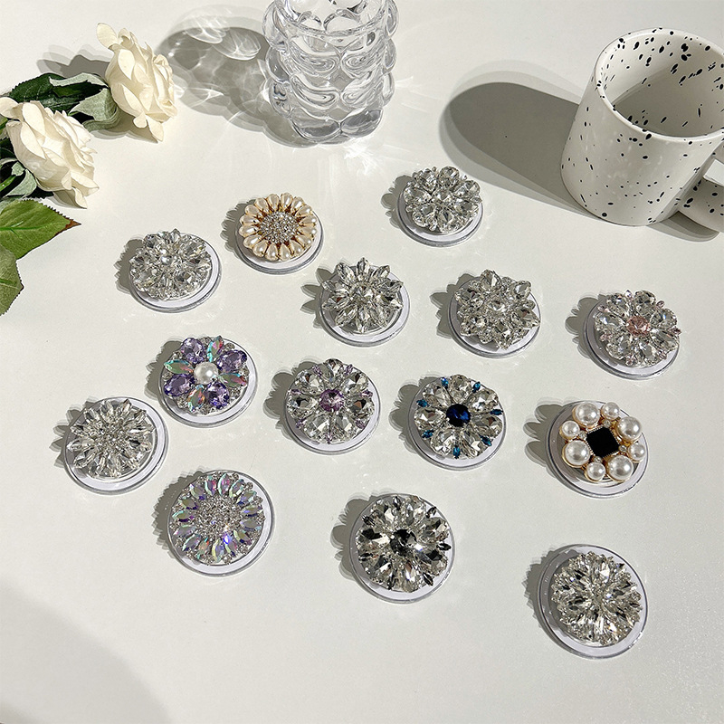 Asztali telefon-tartó – univerzális dizájn, műanyag kivitel, neutrális márka