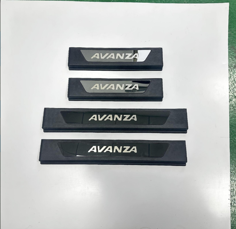 Ford Ranger 2012-2023 i Everest 2015-2023 Komplet prag pedala