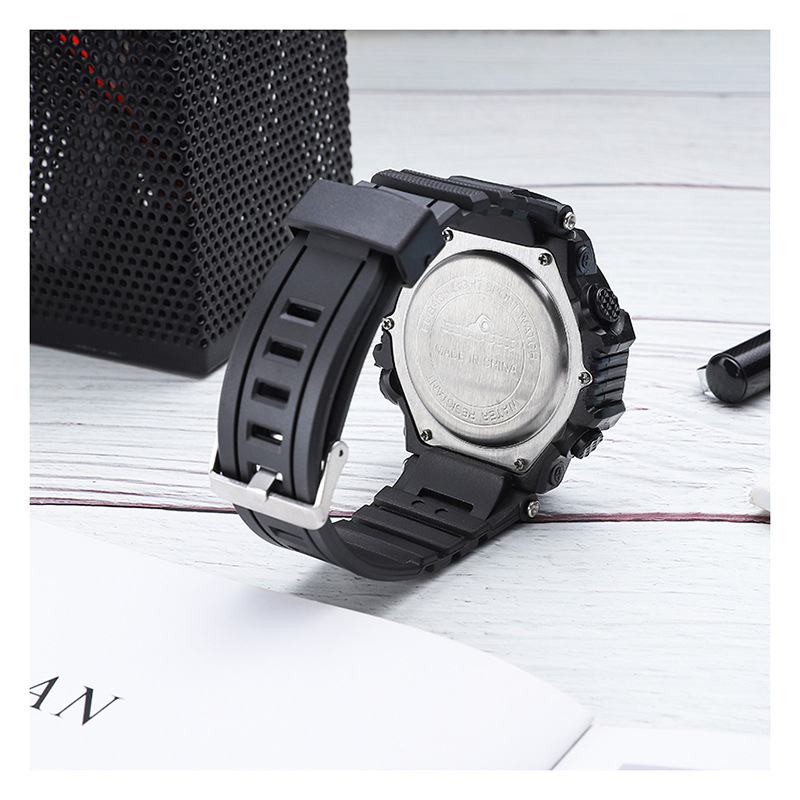 Viacfunkčné elektronické hodinky pre vonkajšie športy – elektronický pohon, číslicový displej, 20 m vodotesnosť, puzdro ABS-TPU, remienok TPU