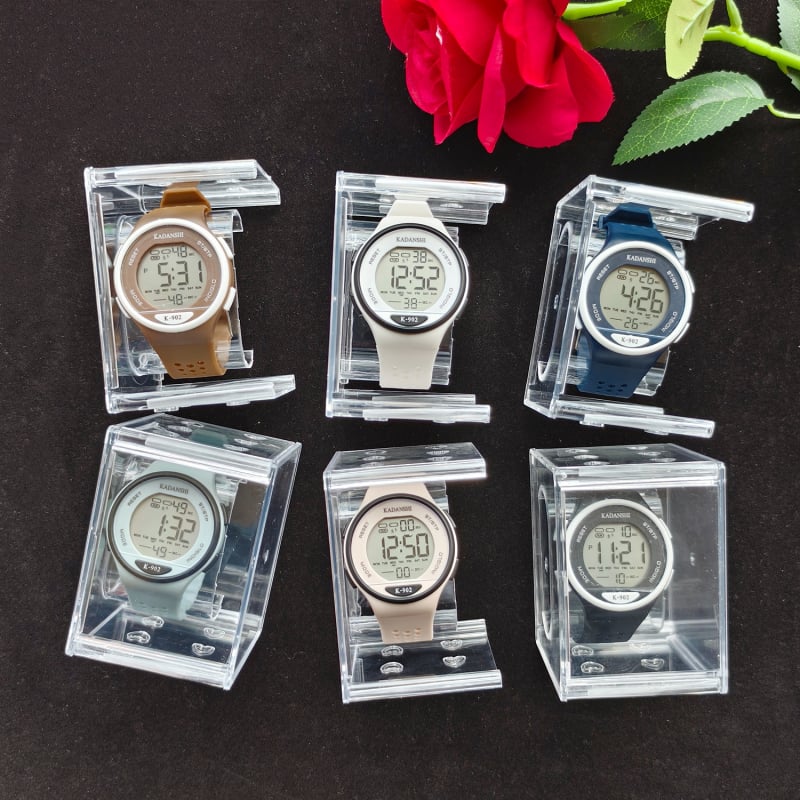 Ceas electronic pentru elevi cu afișaj numeric, mișcare electronică, rezistent la apă, carcasă ABS, curea TPU