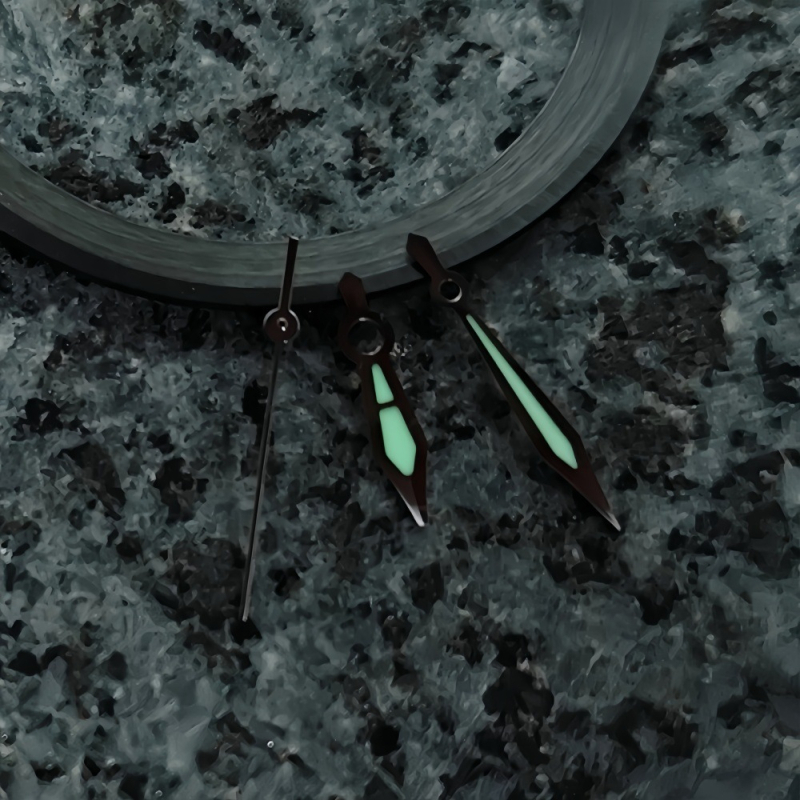 Laikrodžio rodyklės NH35 mechanizmui, išplėstiniai kardinės formos rodyklės, trys rodyklės, šviesos skleidžiančios