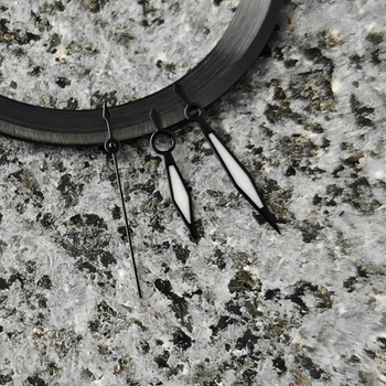 Set de ace pentru ceas compatibil NH35 — luminoase, vârfuri triunghiulare și indicatoare în formă de sabie, trei ace