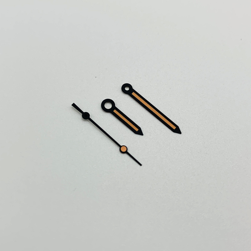 Set de ace de ceas pentru mișcări mecanice NH35/NH36/4R – ace de oră, minut și secundă; cutie 100 buc.; toamnă 2024