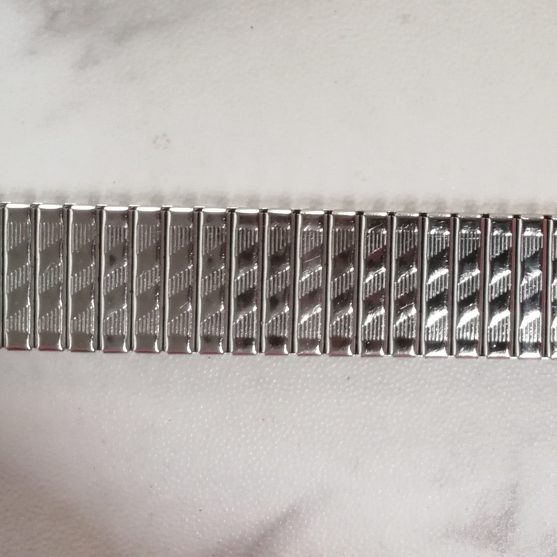 Bratara pentru ceas din oțel inoxidabil, elastică și telescopică; Material: oțel inoxidabil; Design: elastic/telescopic; An/Sezon: Vara 2021; Import: Nu
