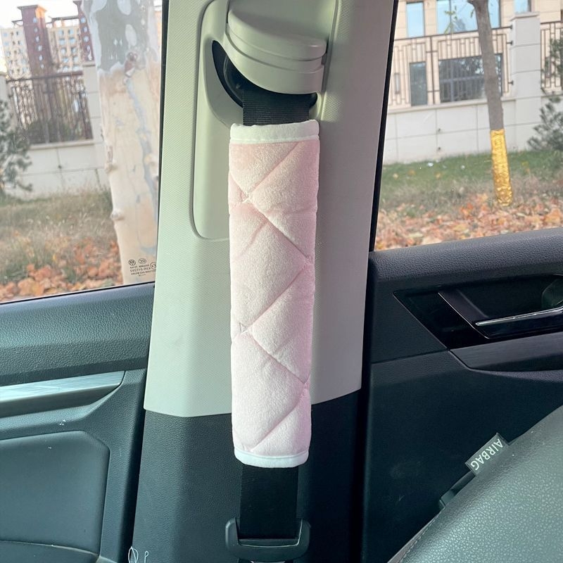 Perne moi pentru centura de siguranță auto din pluș, cu protecție anti-derapare și umplutură îngroșată