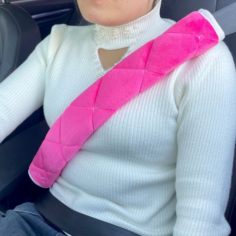 Perne moi pentru centura de siguranță auto din pluș, cu protecție anti-derapare și umplutură îngroșată