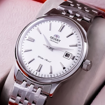 Férfi mechanikus karóra naptár funkcióval, japán Miyota Citizen mozgás, rozsdamentes acél tok és szíj, 50 m vízállóság