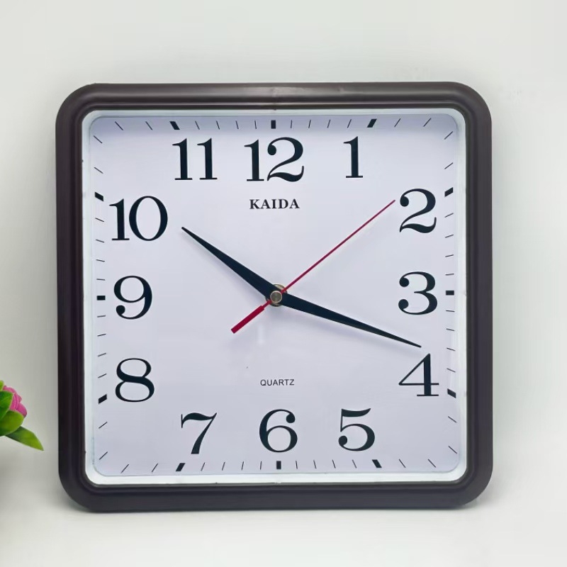 Ceas de perete pătrat, stil minimalist, mișcare jump-second, alimentare baterie, Mulberry 5168, carcasă din plastic cu fațadă din sticlă, afișaj analog cu ace și cifre, pentru living