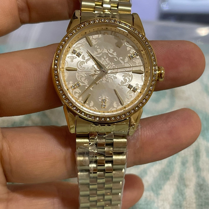 Ceas feminin cu diamante și cuarț, Mișcare elvețiană, carcasă și curea din oțel inoxidabil, cristal safir, funcție calendar