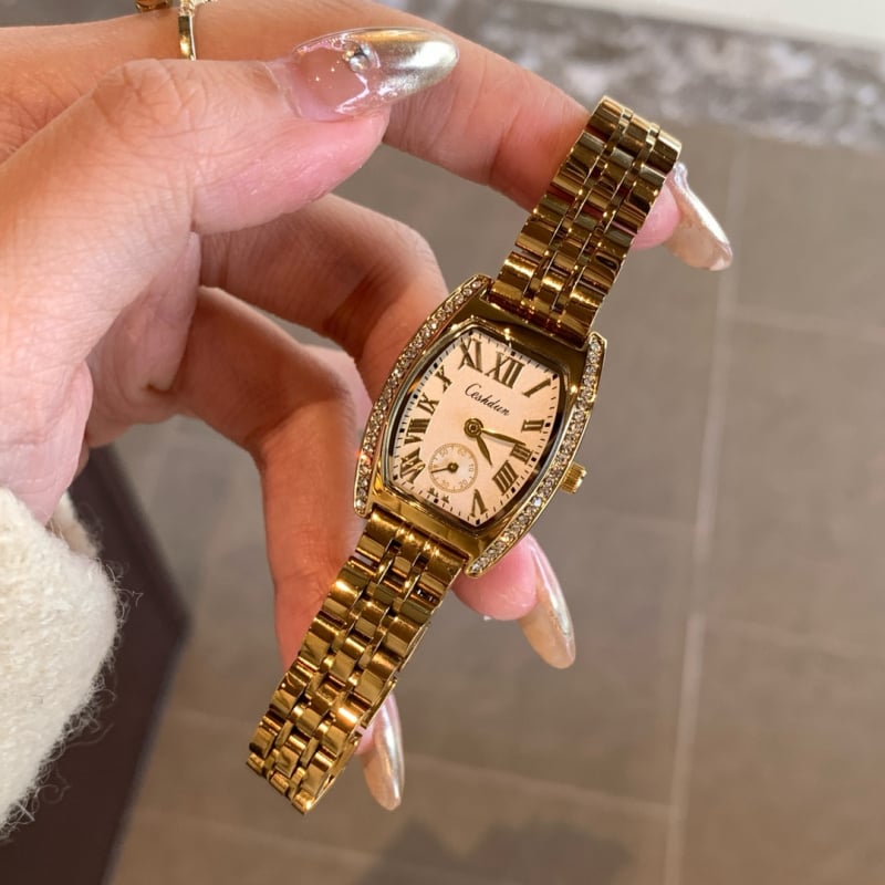 Ceas de damă cu carcasă în formă de baril, cuarț, cu diamante, afișaj analog, rezistență la apă 30m, carcasă din aliaj