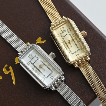 Ceas de damă cu motivație de spic de grâu, design vintage cu cadran dreptunghiular, Mișcare cuarț Miyota, rezistent la apă 100 m, carcasă și curea metalice