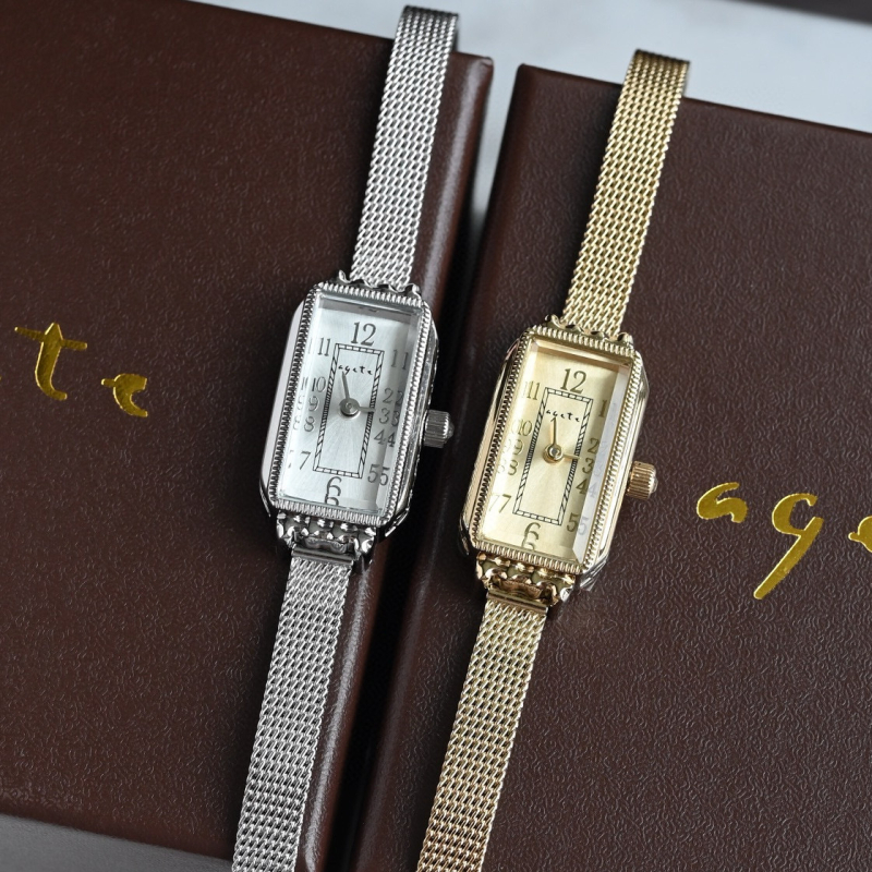 Ceas de damă cu motivație de spic de grâu, design vintage cu cadran dreptunghiular, Mișcare cuarț Miyota, rezistent la apă 100 m, carcasă și curea metalice