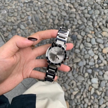 Ceas de damă Lost craftsman: mișcare cuarț, brățară din oțel inoxidabil, cadran dreptunghiular, rezistență la apă 30 m, afișaj analog