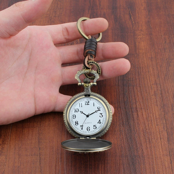 Ключодържател часовник с ретро стил, метален материал, букет от вечни рози