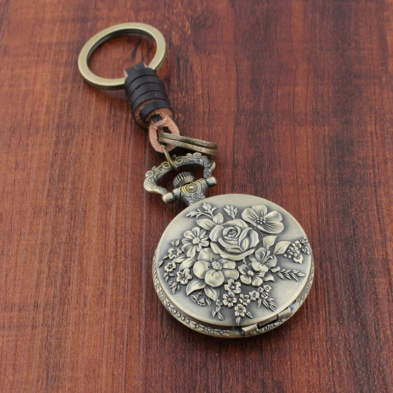 Ключодържател часовник с ретро стил, метален материал, букет от вечни рози
