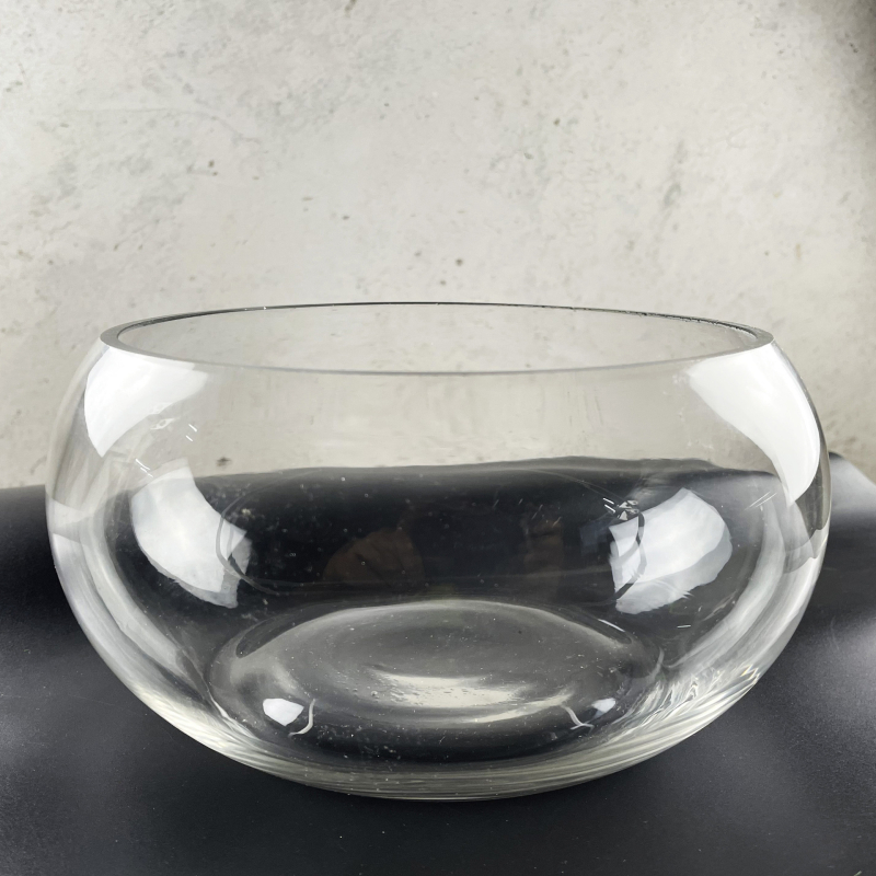 Stikla pudelīte ar sūnām, mikropeizējums ekoloģisks akvārijs zelta zivtiņām — apaļš atvērums dizains, sukulentu augi; Zīmols: Small Space Big World; Iepakojums: kartons; Parādīšana: uz virsmas