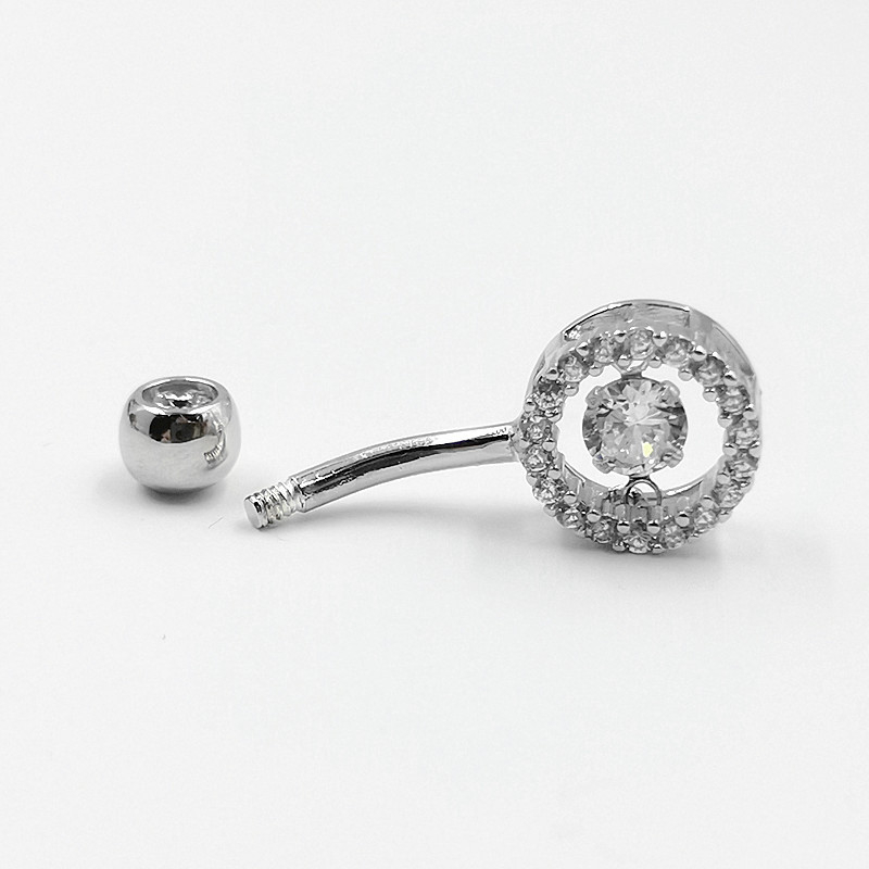 Nabas gredzens no 925 sudraba ar cirkoniem – universāls stils, ģeometrisks dizains