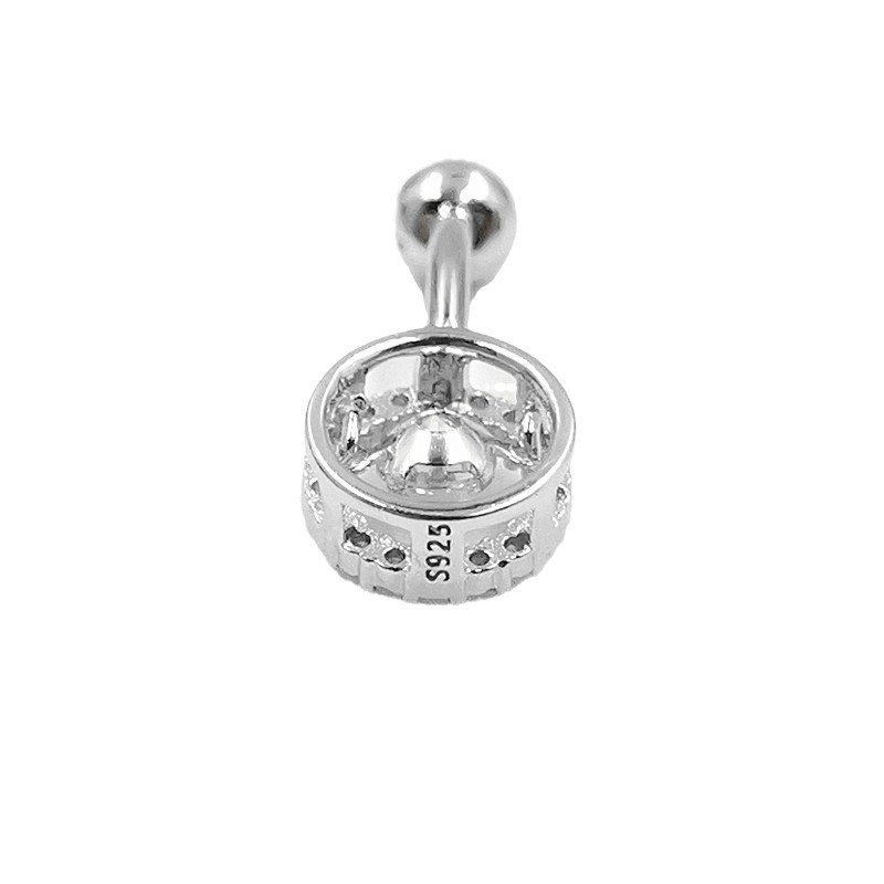 Nabas gredzens no 925 sudraba ar cirkoniem – universāls stils, ģeometrisks dizains