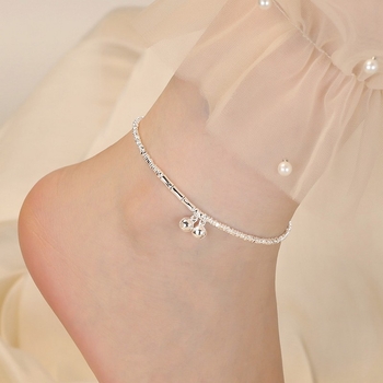 Sievietes potītes gredzens no vara ar zvaniņiem, neregulārs dizains, vasara 2024 modes piederumi