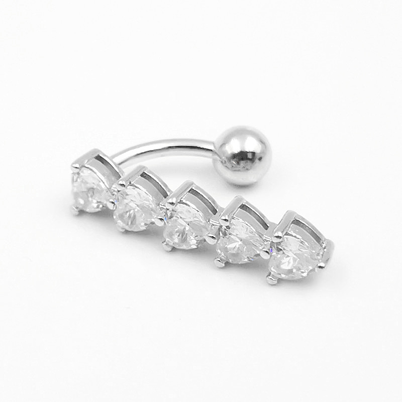 S925 sudraba nabas gredzens ar pieciem maziem sirds veidotiem diamantiem un invertētā aizvēršana