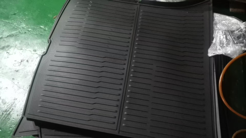 Covorașe de podea pentru Tesla Model Y și Model 3, acoperire completă – TPE/cauciuc sintetic, Cheyoubao