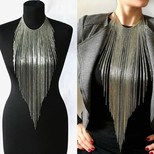 Colier cu franjuri și lanț metalic pentru corp, aliaj, finisaj electroplacare, stil urban (material: aliaj; finisaj: electroplacare; sezon: Primăvara 2023; stil: modă urbană)