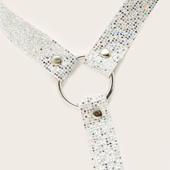 Гръден синджир с пискюли и сърцевидна форма, кожен материал, женски стил