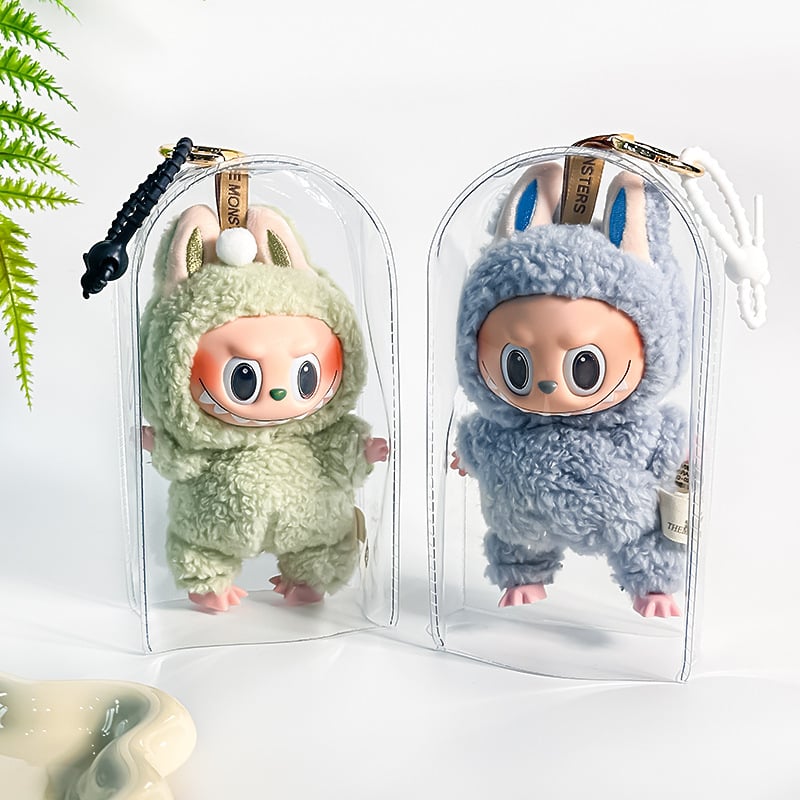 Geantă de depozitare suspendată – formă cub, husă PVC protecție la praf pentru păpușă pluș și pandantiv