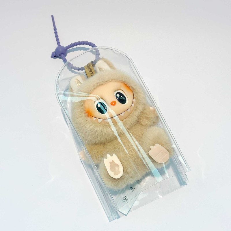 Geantă de depozitare suspendată – formă cub, husă PVC protecție la praf pentru păpușă pluș și pandantiv