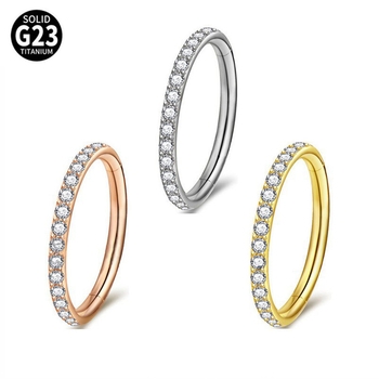 Orrgyűrű G23 titán ötvözetből, geometriai forma, cirkón, elektroplakálás