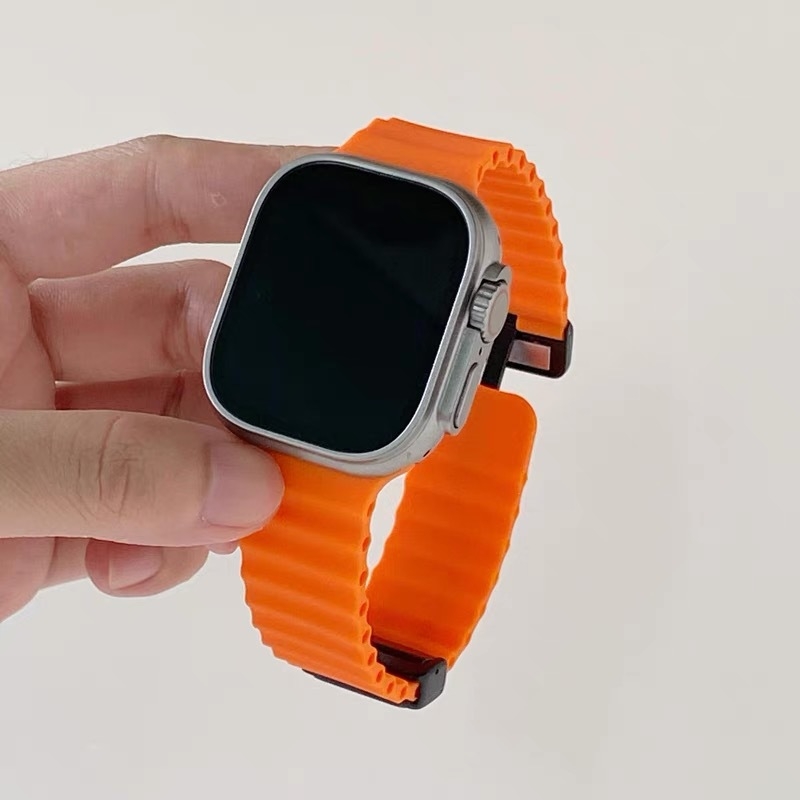 Ζώνη Apple Watch Ultra — Σιλικόνη με μαγνητικό κούμπωμα, απλό στυλ