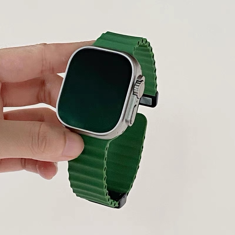 Ζώνη Apple Watch Ultra — Σιλικόνη με μαγνητικό κούμπωμα, απλό στυλ